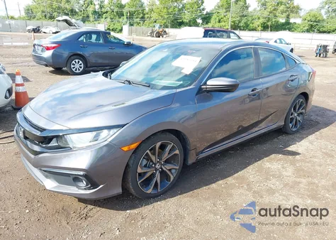 2021 Honda Civic Sport z USA, uszkodzony, nr VIN 2HGFC2F82MH555500